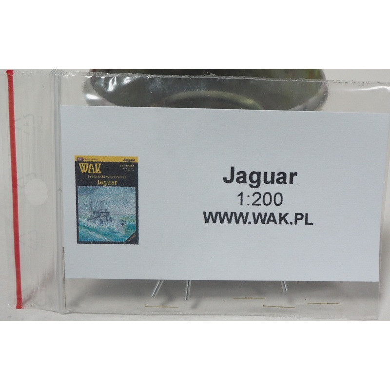 "Jaguar" - French squadron destroyer - a turned metal gun barrels