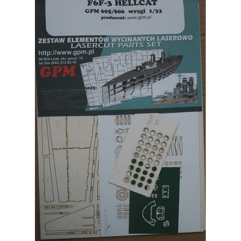 Grumman F6F-3 „Hellcat“ – JAV deninis naikintuvas – lazeriu pjautos detalės
