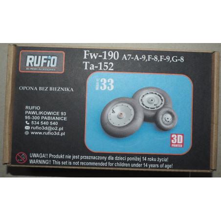 Foke-Wulff FW-190 - the German fighter  – 3D - plastic wheels