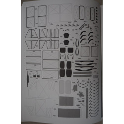 „Komatsu“ 830 E-AC – Japonijos ir JAV supersunkusis sunkvežimis