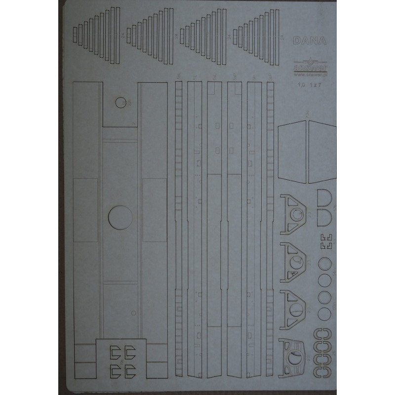 ShKH "Dana" wz.77 – the Czechoslovakian/ Czech/ Slovakian self-propelled 152 mm gun – howitzer – a laser cut frame parts