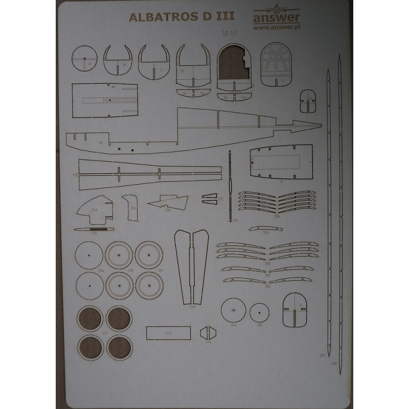 Albatros D. III – Vokietijos/ Lenkijos naikintuvas – lazeriu pjautos karkaso detalės